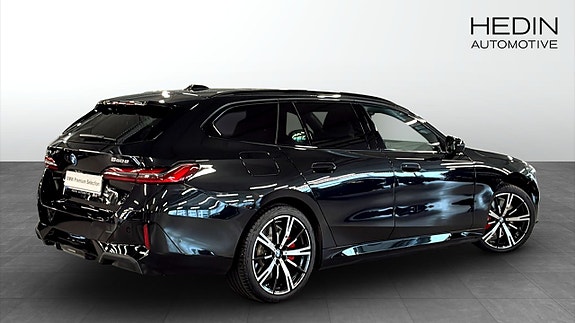 BMW 550e 2 of 5