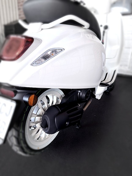 Vespa Sprint 50cc 3 of 5