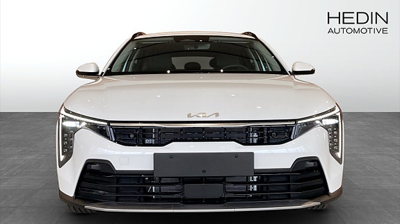 Kia K4 8 of 17