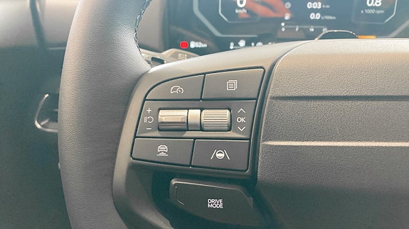 Kia K4 14 of 17
