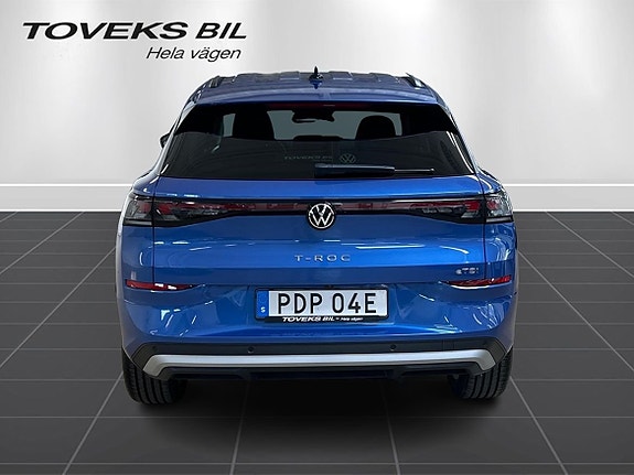 Volkswagen T-Roc 4 of 5