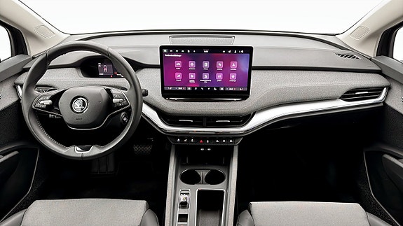 Skoda Enyaq 10 of 21