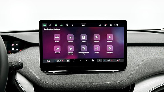 Skoda Enyaq 9 of 21