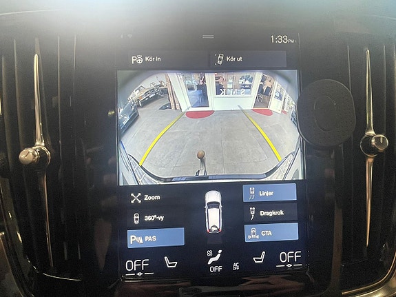 Volvo V90 28 of 30