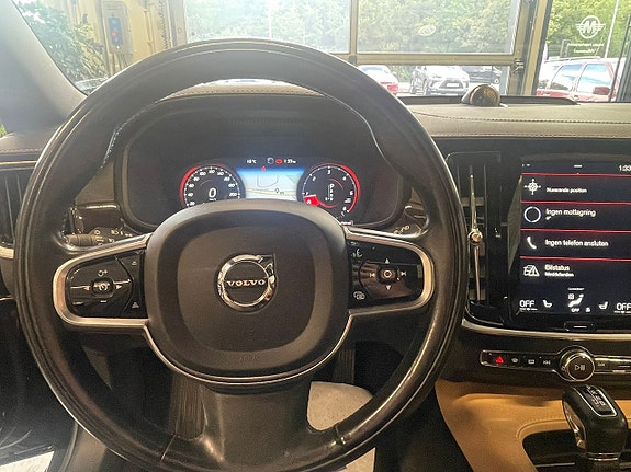 Volvo V90 22 of 30