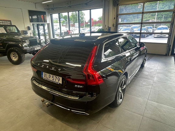 Volvo V90 11 of 30