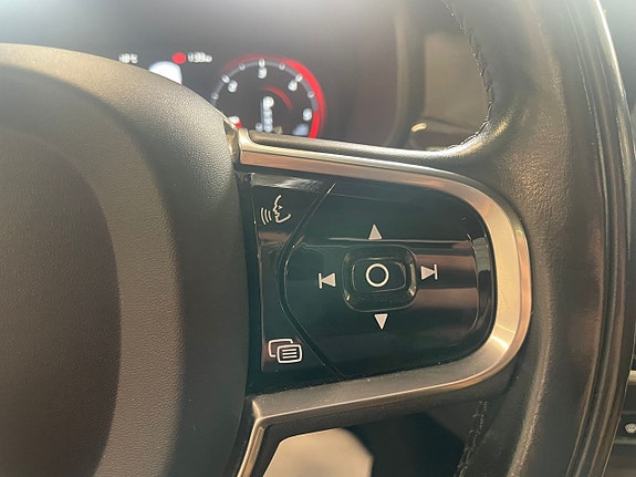 Volvo V90 24 of 30