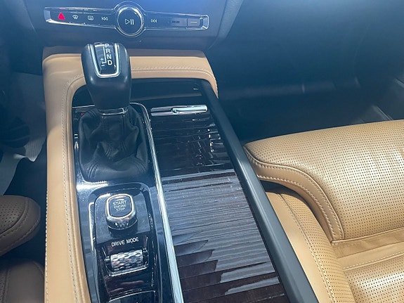 Volvo V90 25 of 30