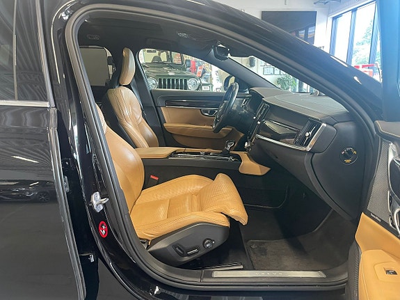 Volvo V90 15 of 30