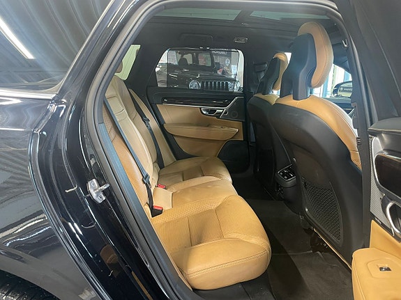 Volvo V90 14 of 30