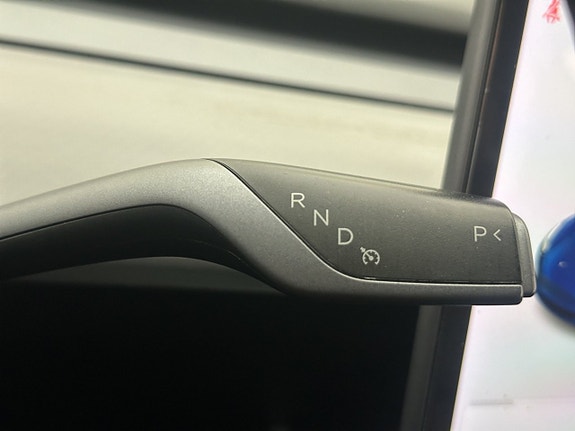 Tesla Model 3 26 of 30