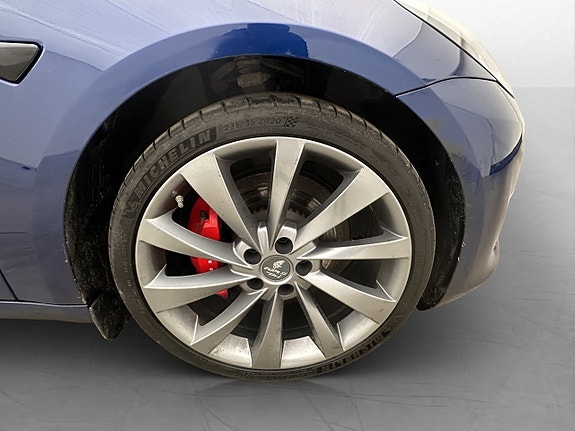 Tesla Model 3 29 of 30