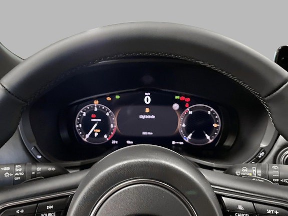Mazda CX-80 11 of 16