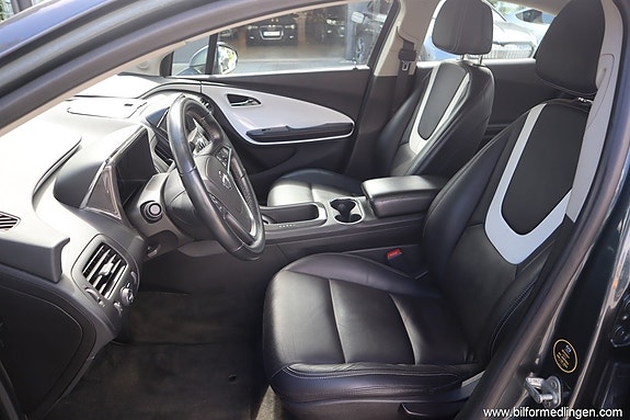 Opel Ampera 4 of 5