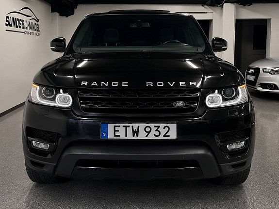 Land Rover Range Rover Sport 3 of 5