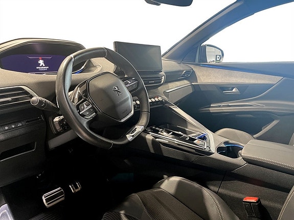 Peugeot 3008 4 of 5