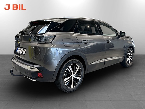 Peugeot 3008 3 of 5