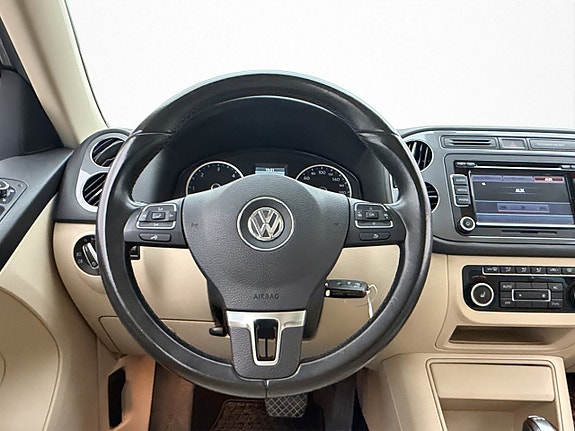 Volkswagen Tiguan 13 of 30