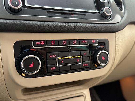 Volkswagen Tiguan 24 of 30