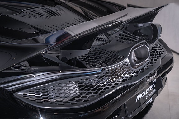 McLaren 750S 8 of 20