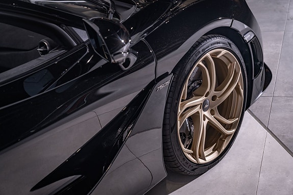 McLaren 750S 7 of 20