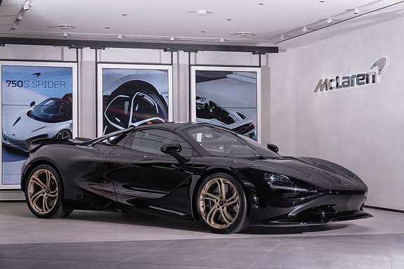 McLaren 750S 2 of 5