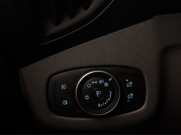 Ford Transit Connect 13 of 30
