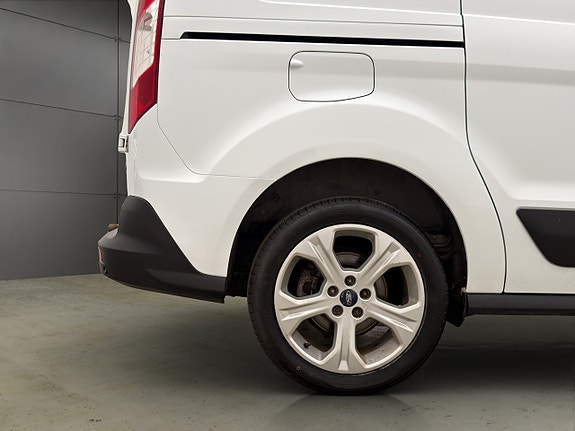 Ford Transit Connect 29 of 30