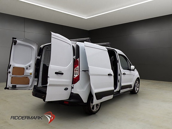 Ford Transit Connect 10 of 30
