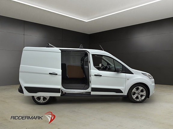 Ford Transit Connect 11 of 30