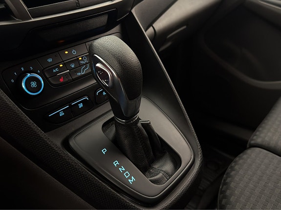 Ford Transit Connect 24 of 30