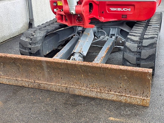 Takeuchi TB 260 9 of 9