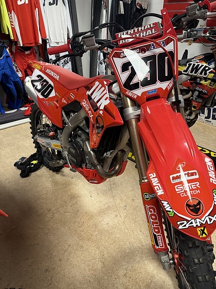 Honda CRF 450R crf 450 r 2 of 2