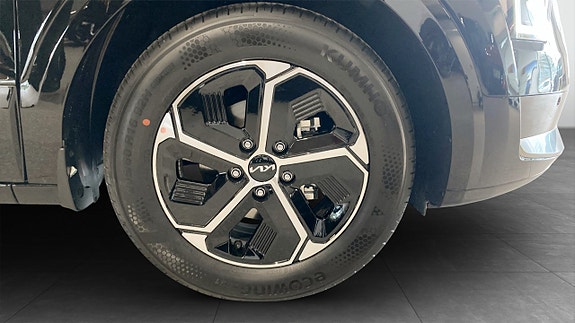 Kia Niro 9 of 17