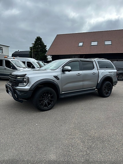 Ford Ranger Raptor 7 of 12
