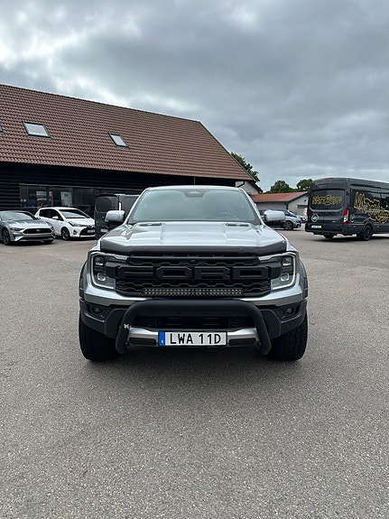 Ford Ranger Raptor 2 of 5