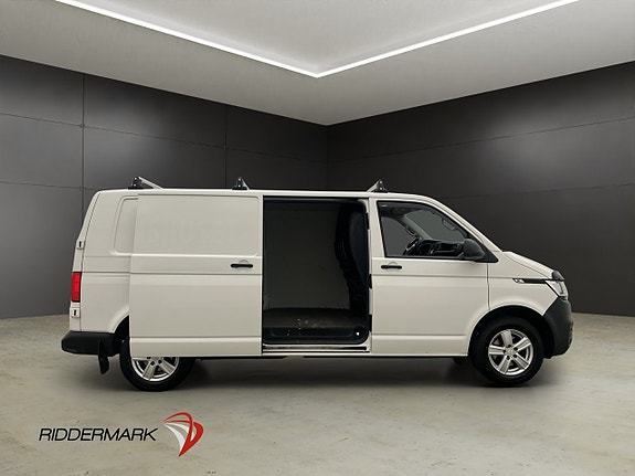 Volkswagen Transporter 12 of 29