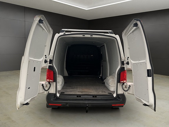 Volkswagen Transporter 11 of 29