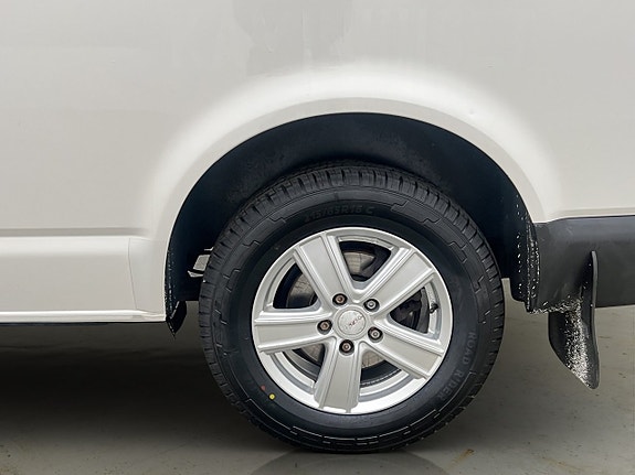 Volkswagen Transporter 27 of 29