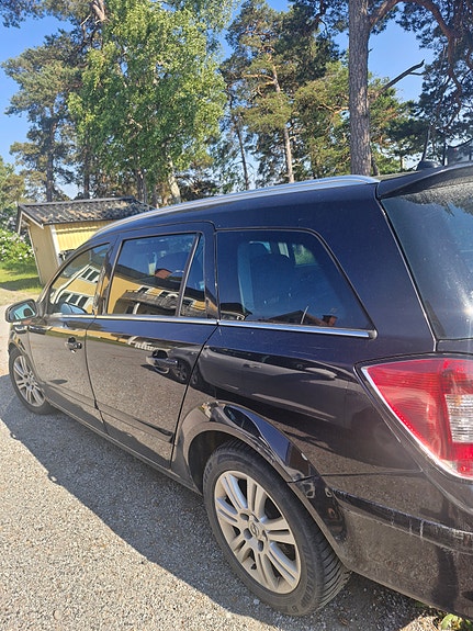 Opel Astra 3 of 5