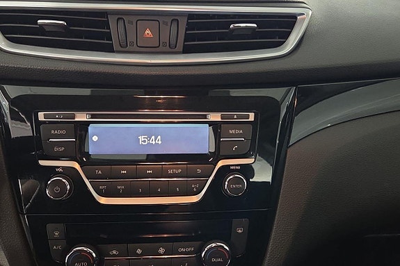 Nissan Qashqai 21 of 30