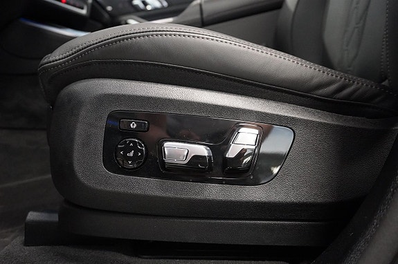 BMW X5 8 of 30