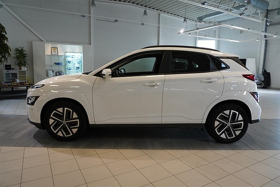 Hyundai Kona 3 of 5