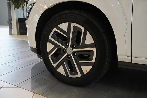 Hyundai Kona 10 of 20