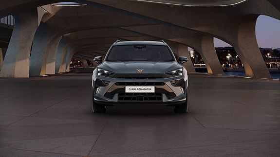 Cupra Formentor 2 of 8
