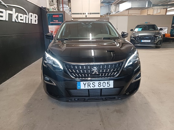 Peugeot 3008 3 of 5