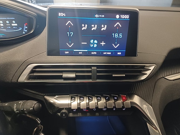 Peugeot 3008 15 of 17
