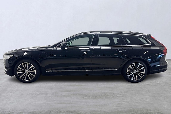 Volvo V90 2 of 5