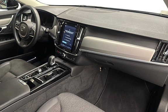 Volvo V90 10 of 20