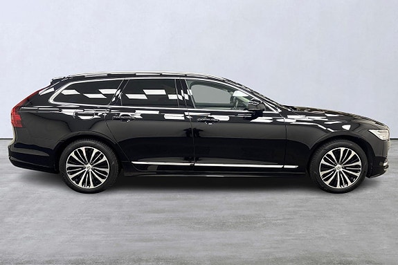 Volvo V90 3 of 5